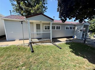 1517 Vesper St, Hannibal, MO 63401
