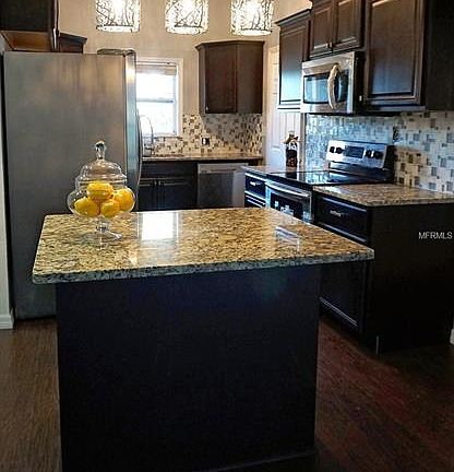 3rd image of 6266 Hampton Dr N