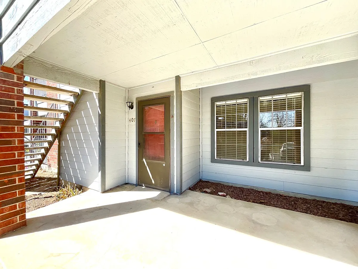 Building Photo - 14343 Judson Rd #407