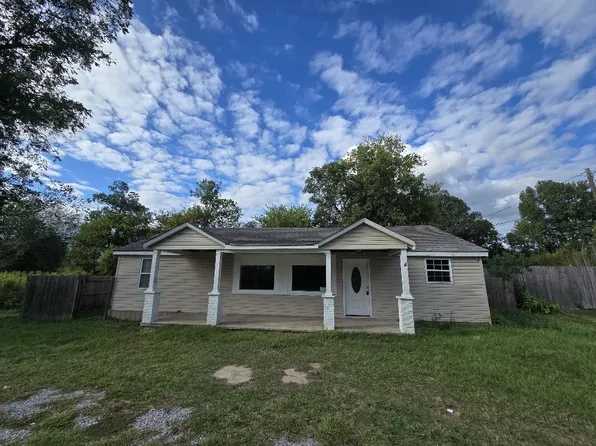 1780 Fitzpatrick Rd, Wetumpka, AL 36092