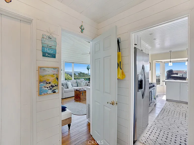 33841 Golden Lantern St — Photo 28