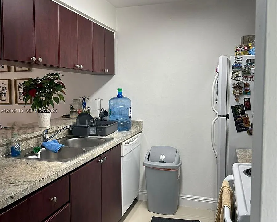 8100 Geneva Ct #445