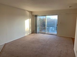 4th image of 1021 Buccaneer Dr APT 6