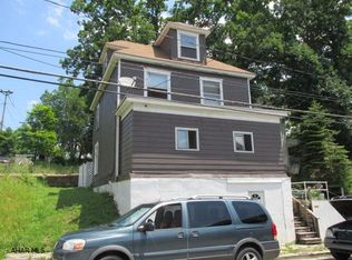 2106 Washington Ave, Altoona, PA 16601