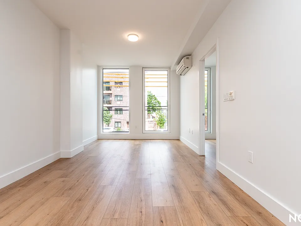 2900 Nostrand Ave #2D