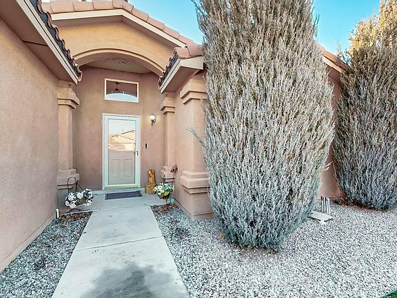 2nd image of 4709 Eyota Dr NW