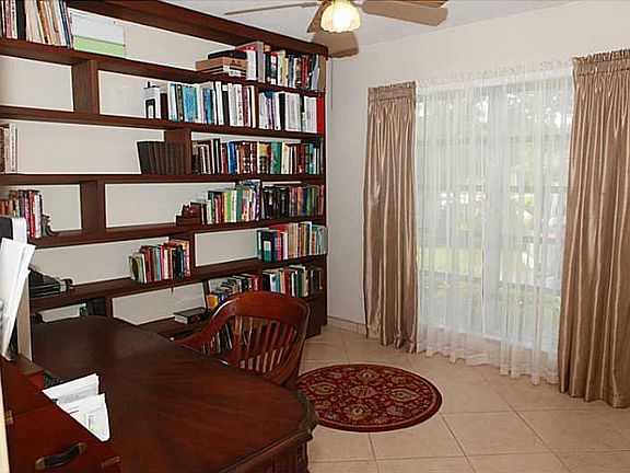 3rd image of 11889 SW 44th Street