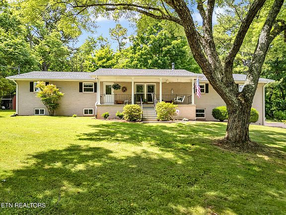 2nd image of 4721 Mildred Dr
