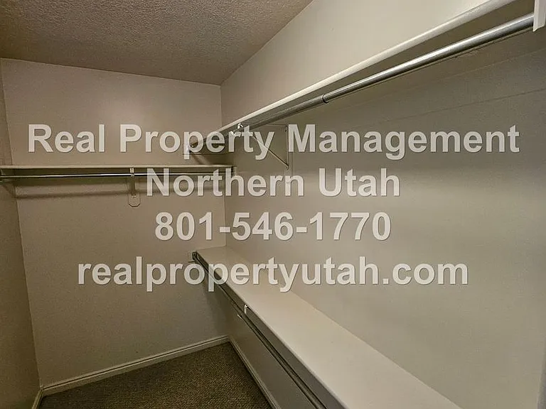 1419 S Blossom Ln — Photo 16
