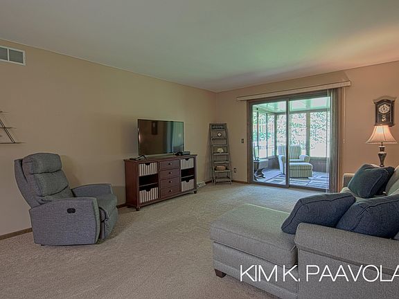 3rd image of 2184 Terrace Van Ct NE