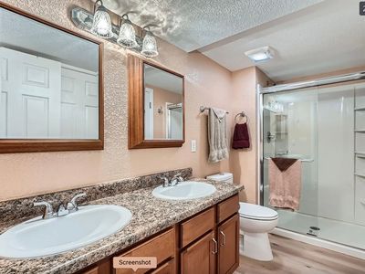 20004 E Tufts Dr, Centennial, CO, 80015