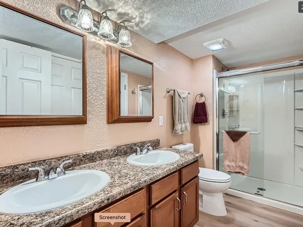 20004 E Tufts Dr, Centennial, CO 80015