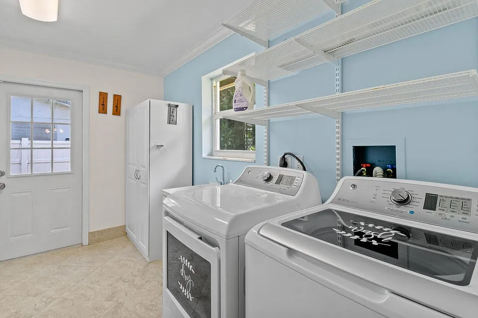 3 bed, 1456 sqft, $5,500 — Photo 3