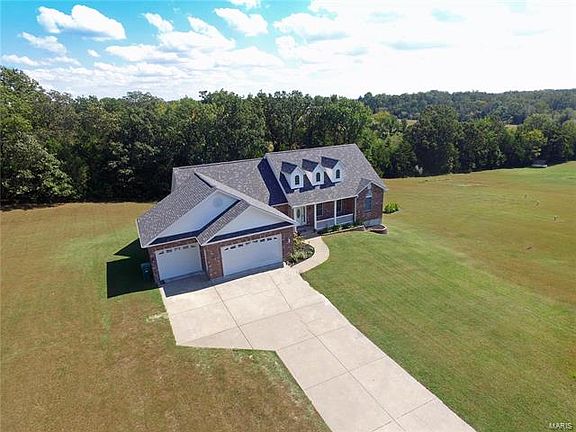 5th image of 13118 Golden Brook Ln