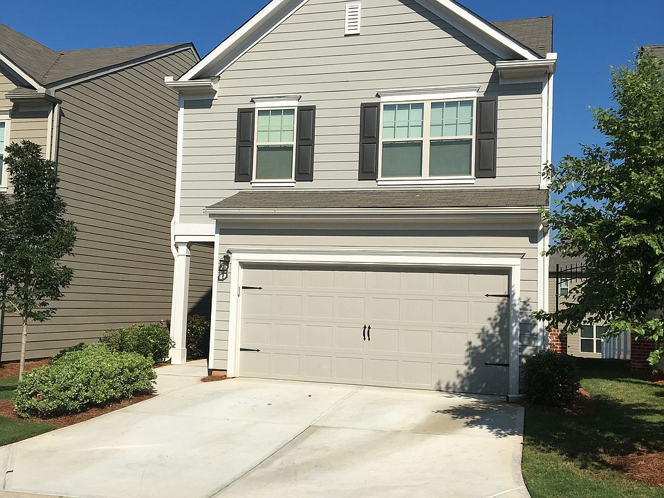 1st image of 135 Highland Pointe Cir E
