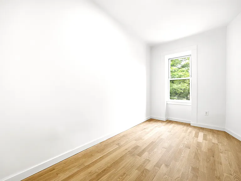 75 Bainbridge St #3B — Photo 10