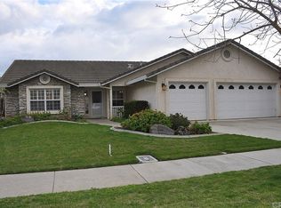 1240 E Donna Dr, Merced, CA 95340