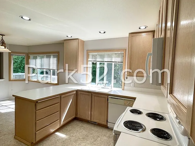 6614 29th Street Ct NW — Photo 12