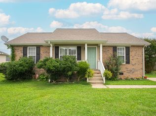 1367 Piercy Ct, Lebanon, TN 37087