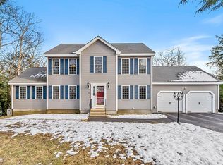 5 Lynwood Rd, Raymond, NH 03077