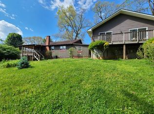 131 Claude Arnold Rd, Franklin, NC 28734