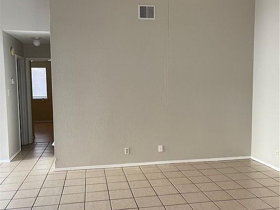 3rd image of 8704 Pineridge Dr #A