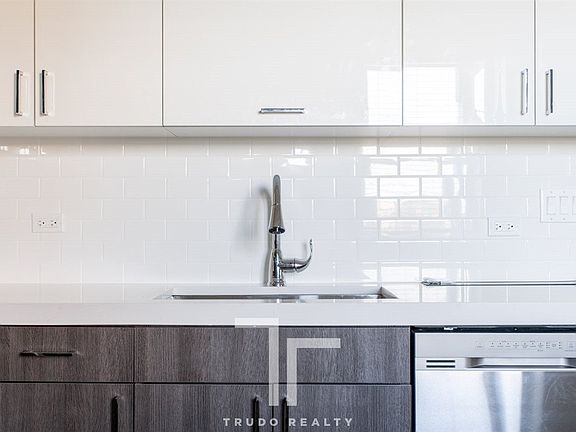 3rd image of 4501 N Kedzie Ave #3148-1F