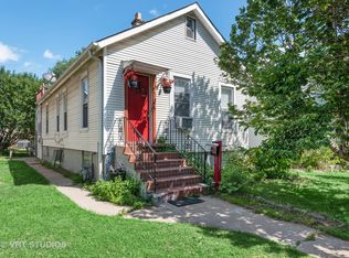1823 Greenwood St, Evanston, IL 60201