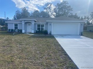2422 W Pinegrove Dr, Dunnellon, FL 34434