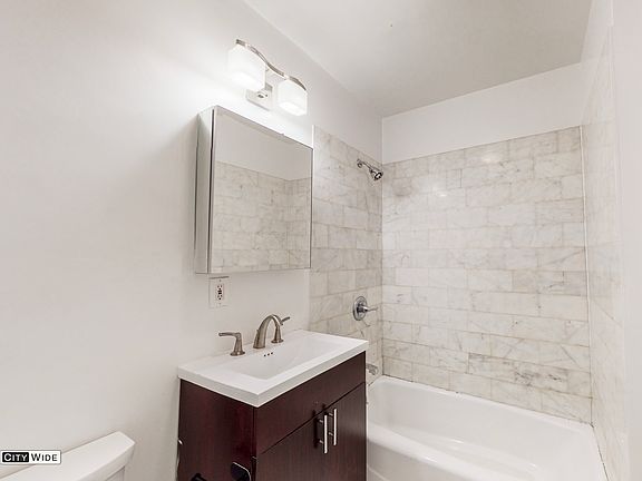 5th image of 415 E 78th St APT 2c