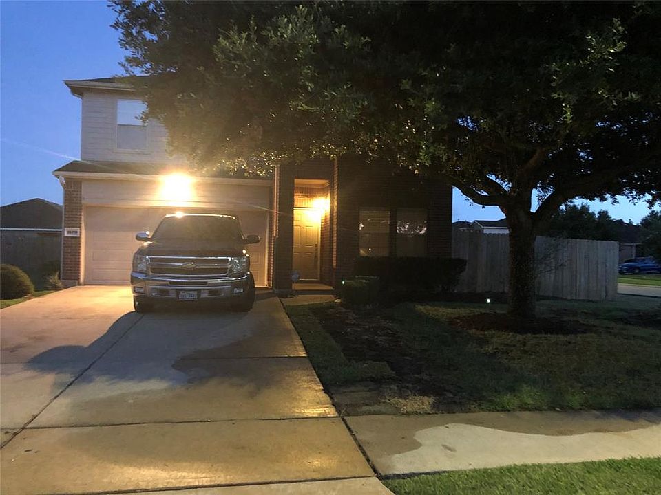 1st image of 18319 Barkers Green Way