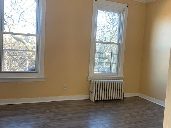 5th image of 43 Gramatan Ave #12