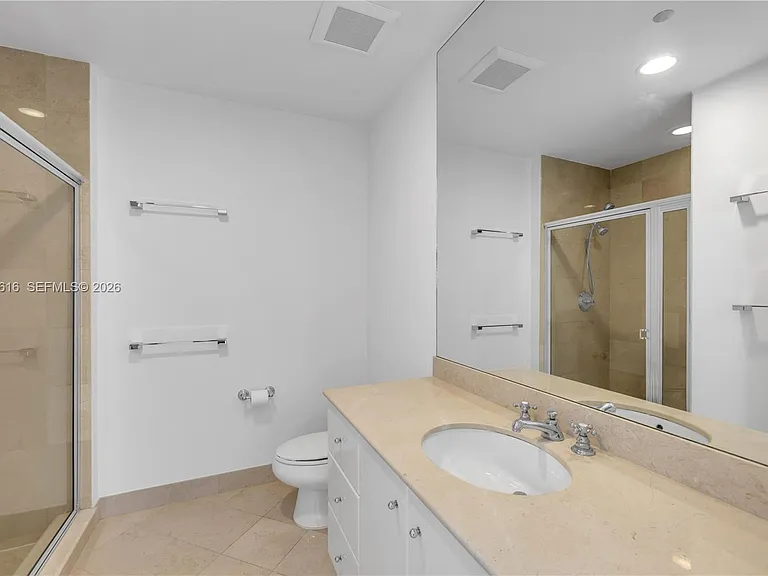 100 S Pointe Dr #1608 — Photo 11