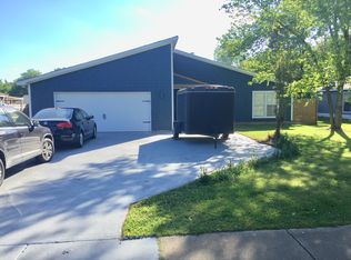 5720 Vernedale Rd, Charlotte, NC 28212