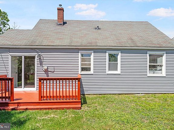 4th image of 8103 Cornwall Rd
