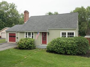 7 Bates St, Lisbon, ME 04252