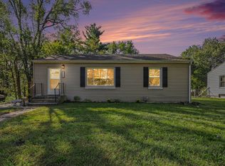 330 E Van Hoesen Blvd, Portage, MI 49002