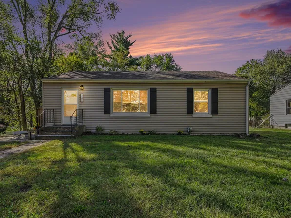 330 E Van Hoesen Blvd, Portage, MI 49002