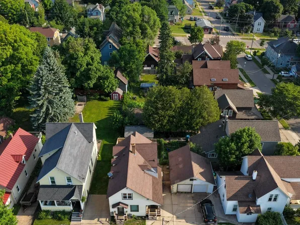 123-125 E Ohio St, Marquette, MI 49855