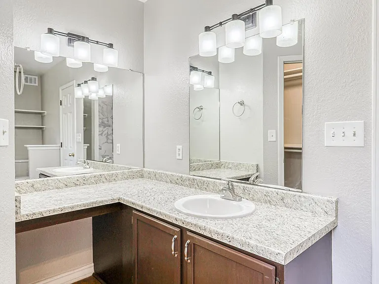 5672 Costa Blanca Pl — Photo 18