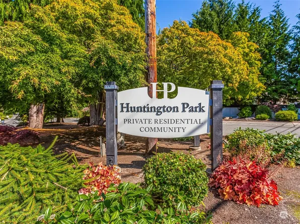 24721 11th Avenue S, Des Moines, WA 98198