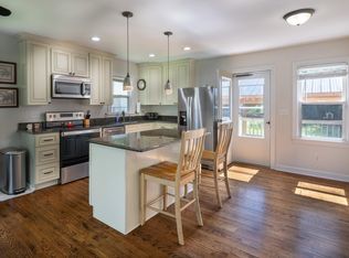 3427 Lake Rd, Woodlawn, TN 37191