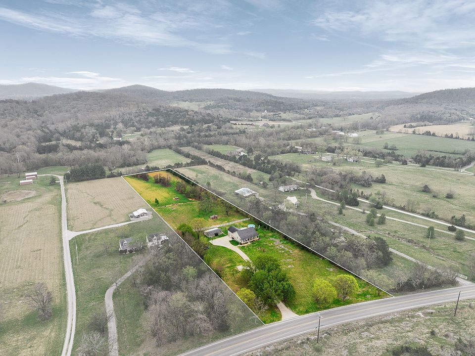 1st image of 15541 Cainsville Rd