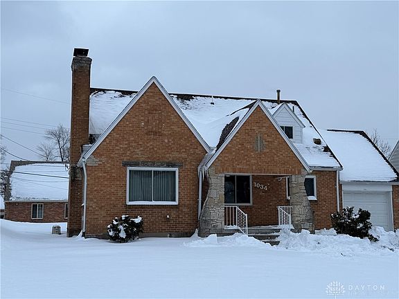 5th image of 1034 Bertram Ave