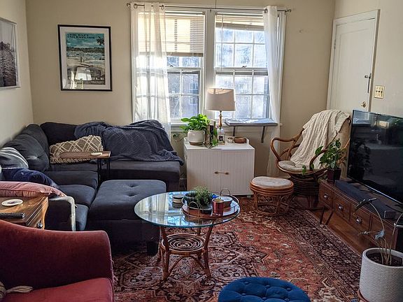 5th image of 3504 Floyd Ave #2