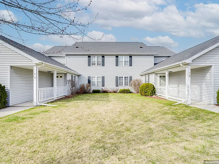 1605 Melissa Ln — Photo 16