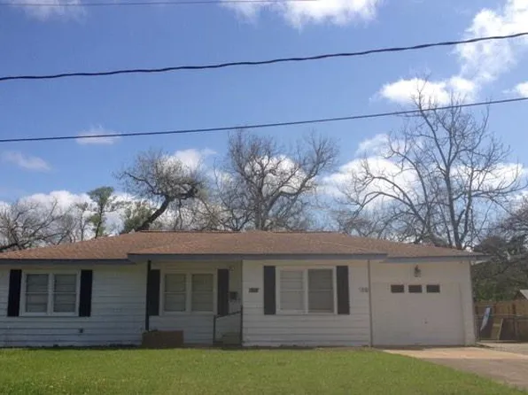 310 Nasturtium St, Lake Jackson, TX 77566
