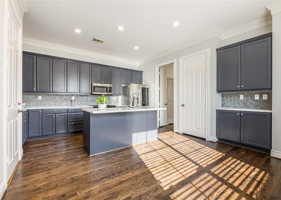 1st image of 4012 Bellefontaine St