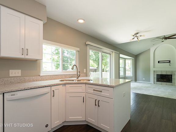 2nd image of 1149 Popes Creek Cir