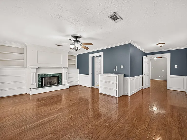 1007 E Baker Rd — Photo 11